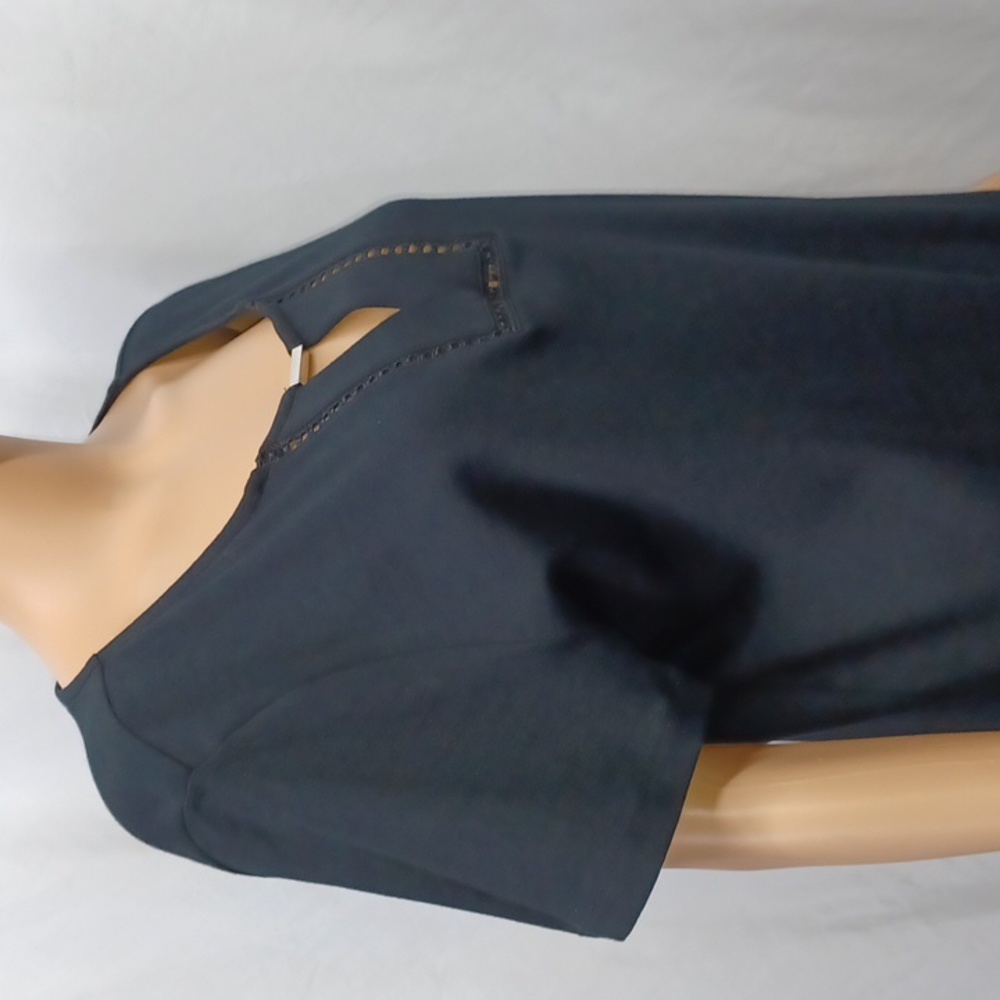 Karen Scott Women's Cotton Keyhole-Cutout Top, Deep Black - Picture 5 of 9